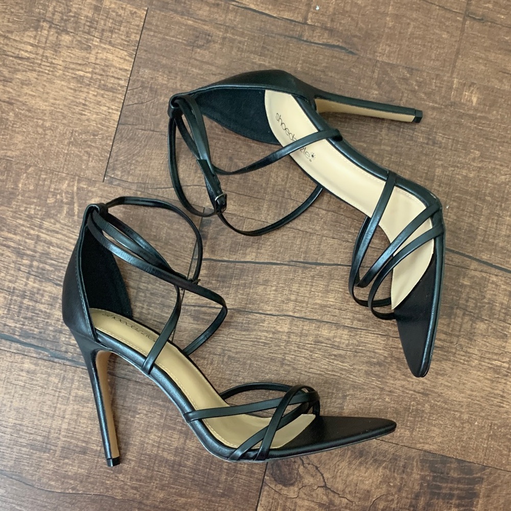 Shoe Dazzle Black Strappy Heels